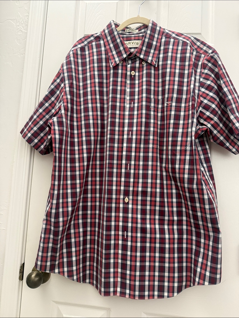 Orvis Men’s Red and Navy Short-Sleeve Button-Down Plaid Shirt never worn